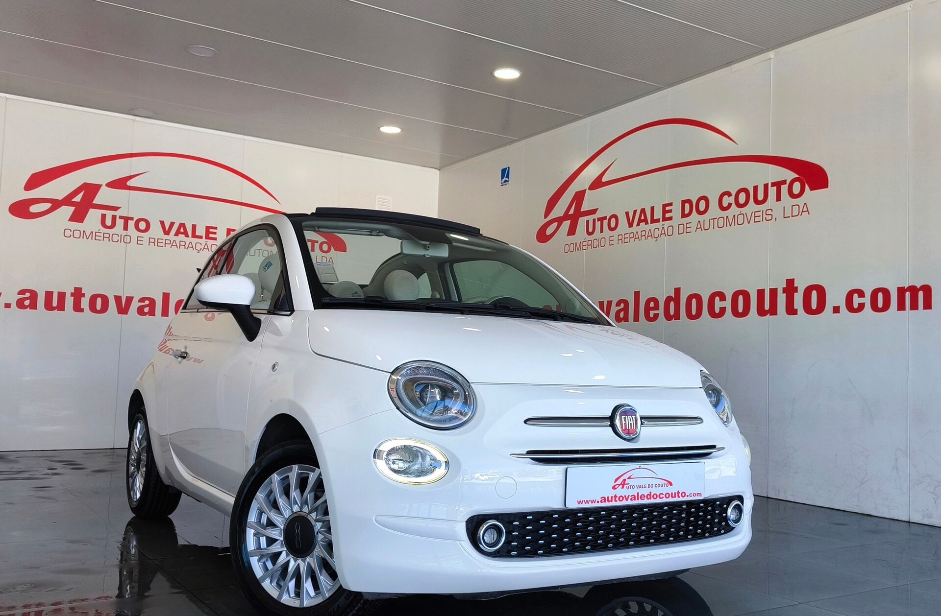 FIAT 500 C 1.0 Hybrid Lounge