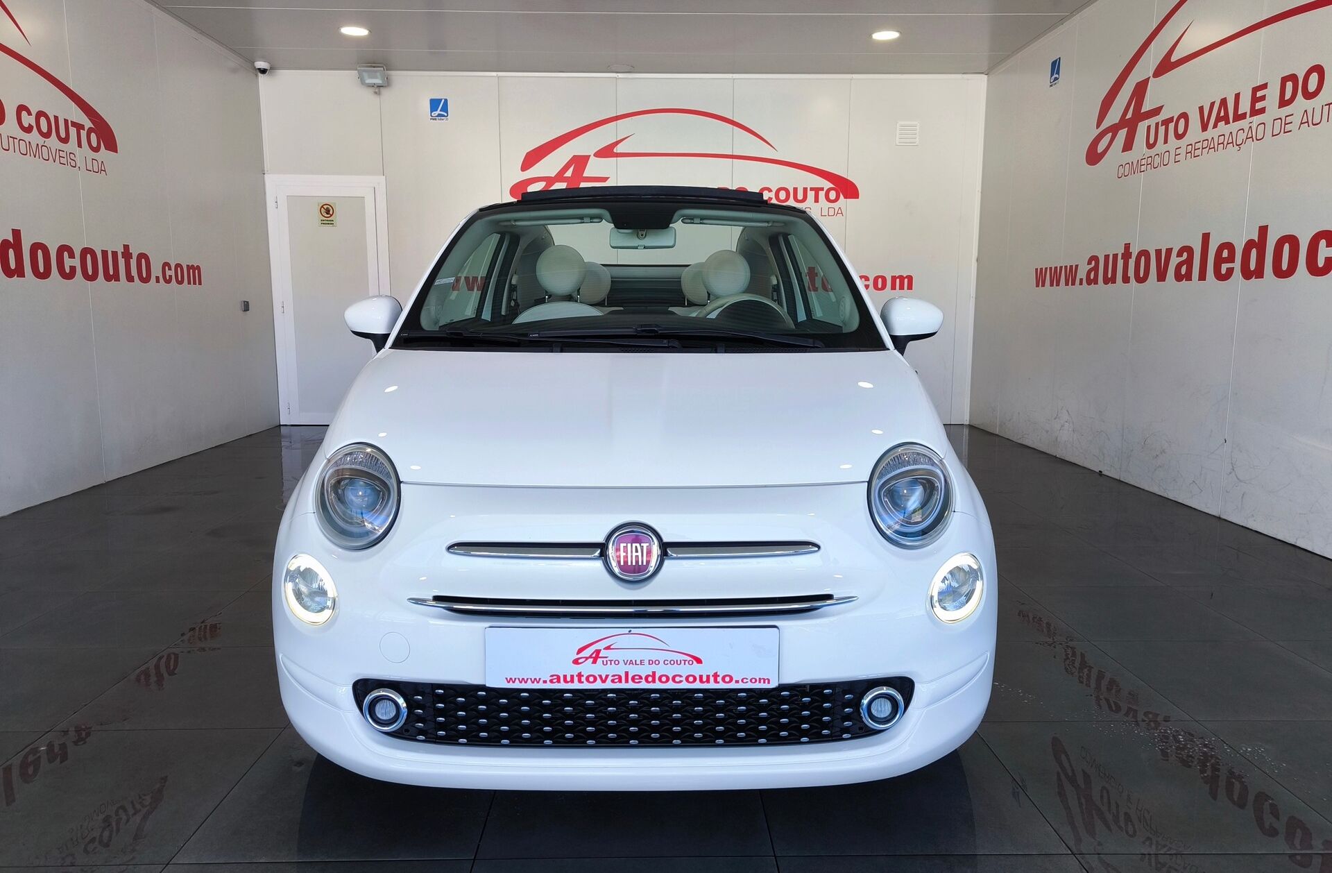 FIAT 500 C 1.0 Hybrid Lounge