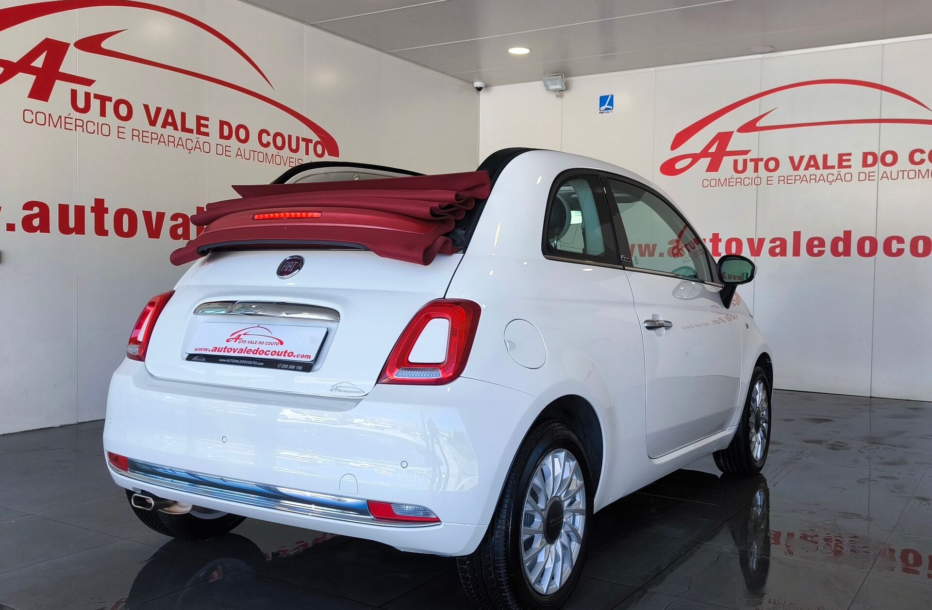 FIAT 500 C 1.0 Hybrid Lounge