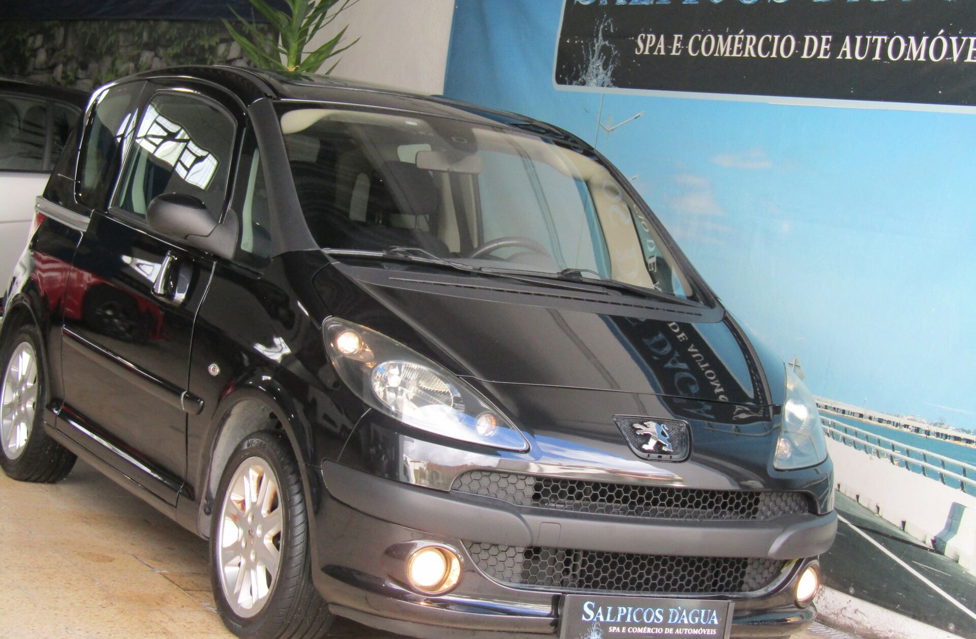 PEUGEOT 1007 1.4 HDi Sporty