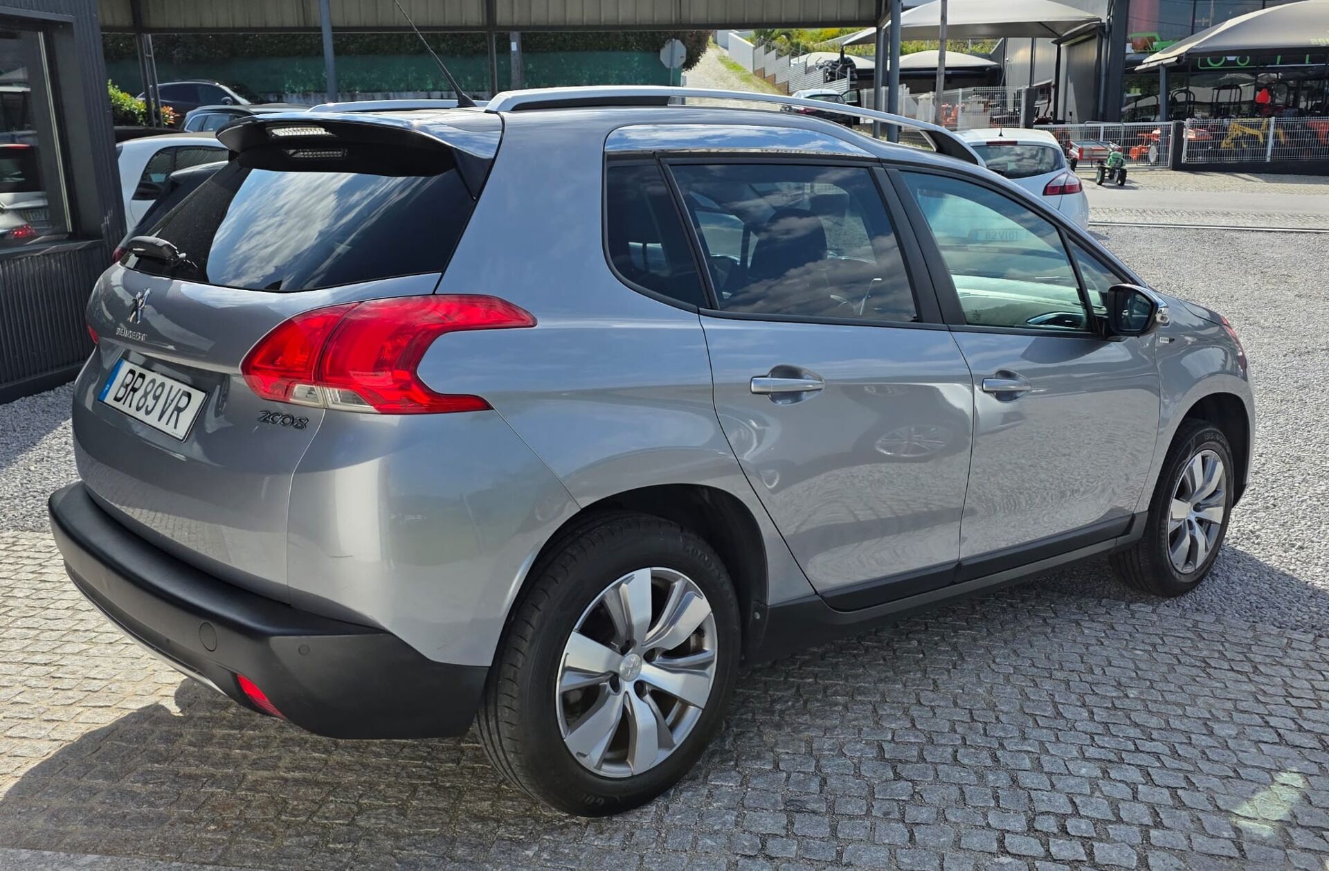PEUGEOT 2008 1.2 PureTech Style