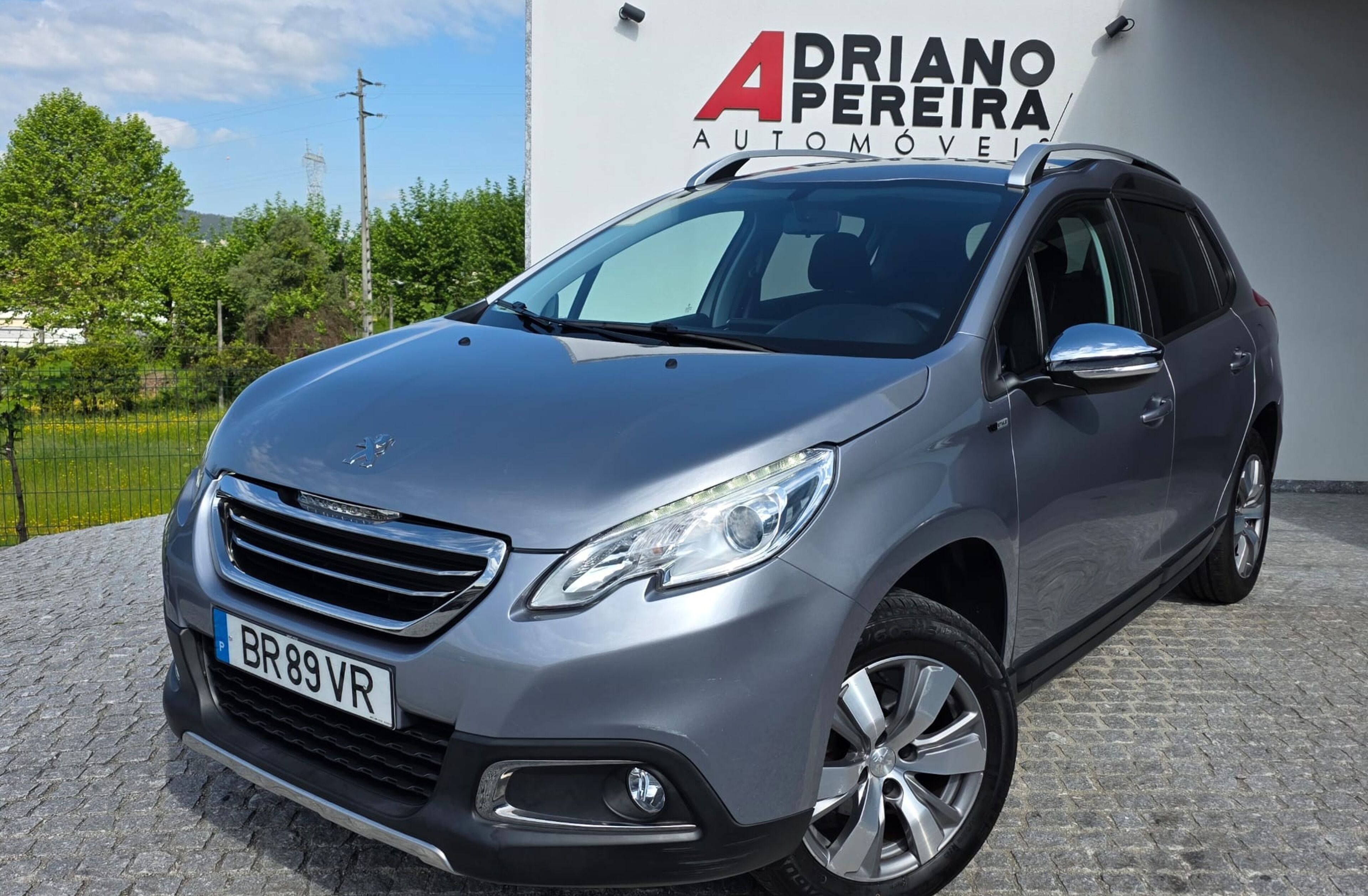 PEUGEOT 2008 1.2 PureTech Style