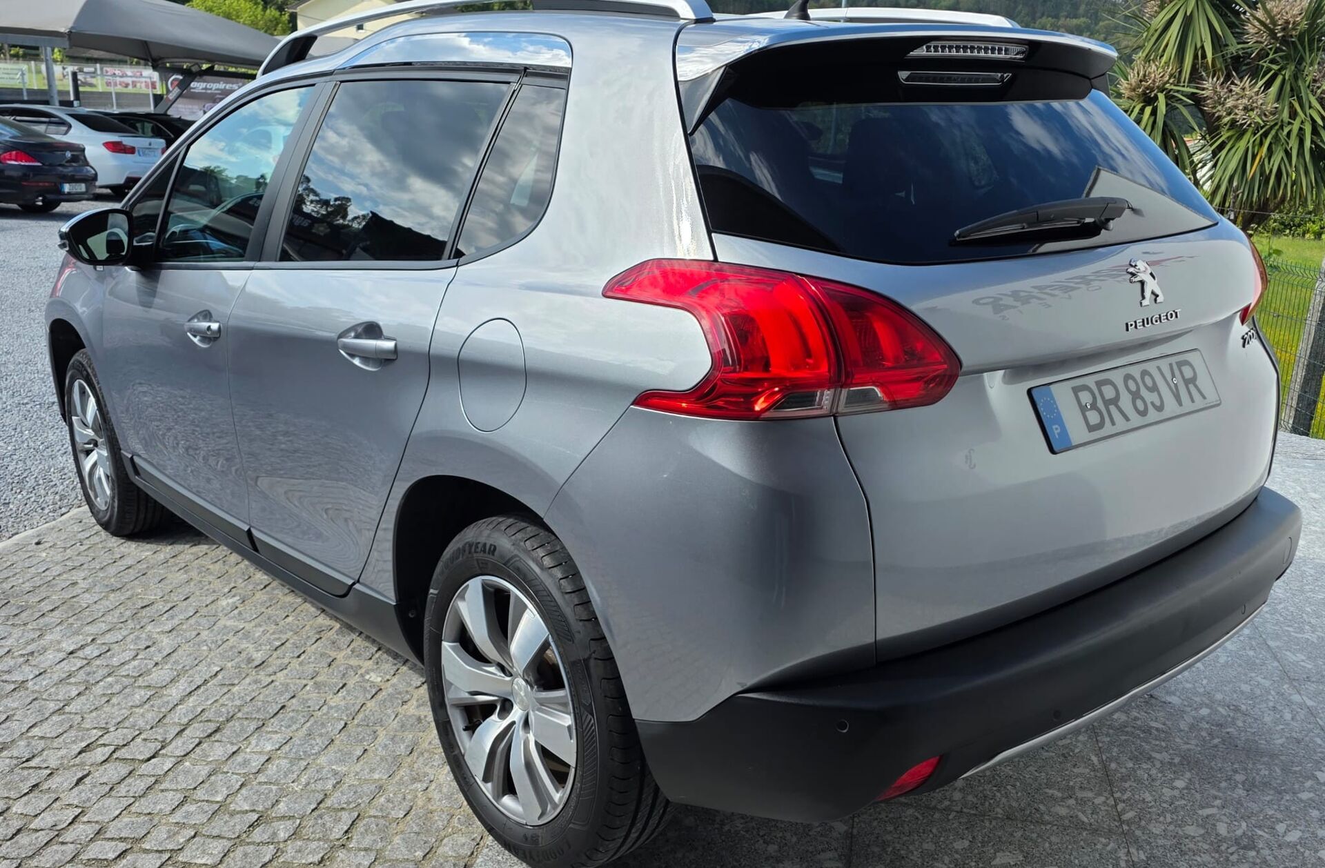 PEUGEOT 2008 1.2 PureTech Style