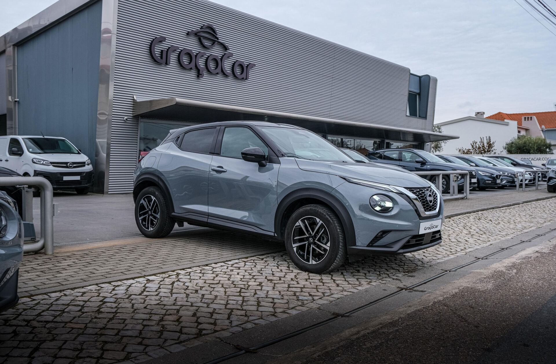NISSAN Juke 1.0 DIG-T N-Connecta Two Tone DCT