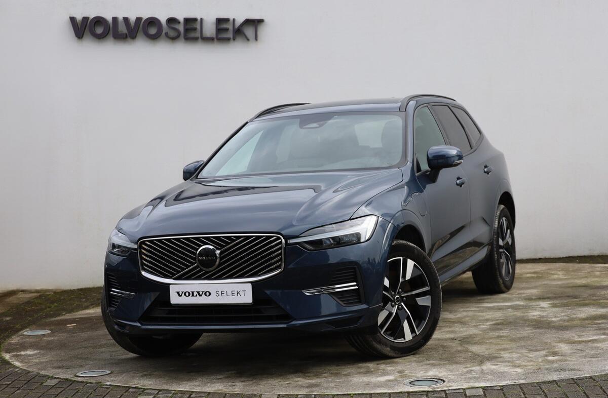 VOLVO XC60 2.0 T6 PHEV Core AWD