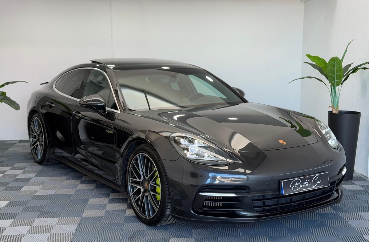 PORSCHE Panamera 4 E-Hybrid Executive