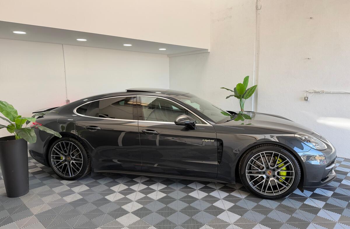 PORSCHE Panamera 4 E-Hybrid Executive