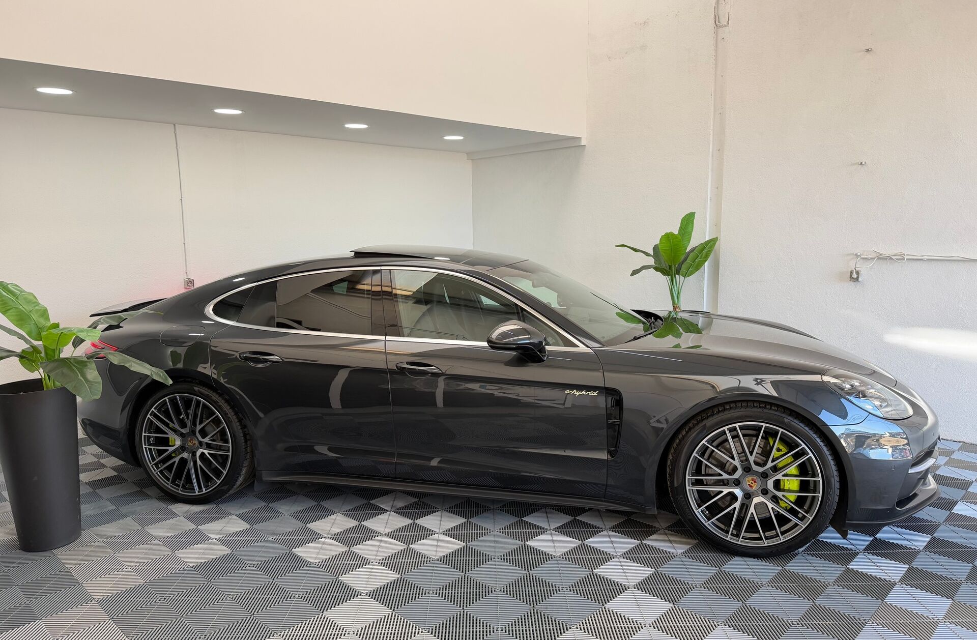 PORSCHE Panamera 4 E-Hybrid Executive