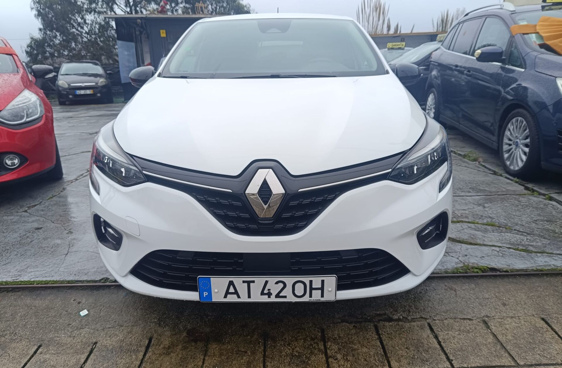 RENAULT Clio 1.0 TCe Limited Bi-Fuel