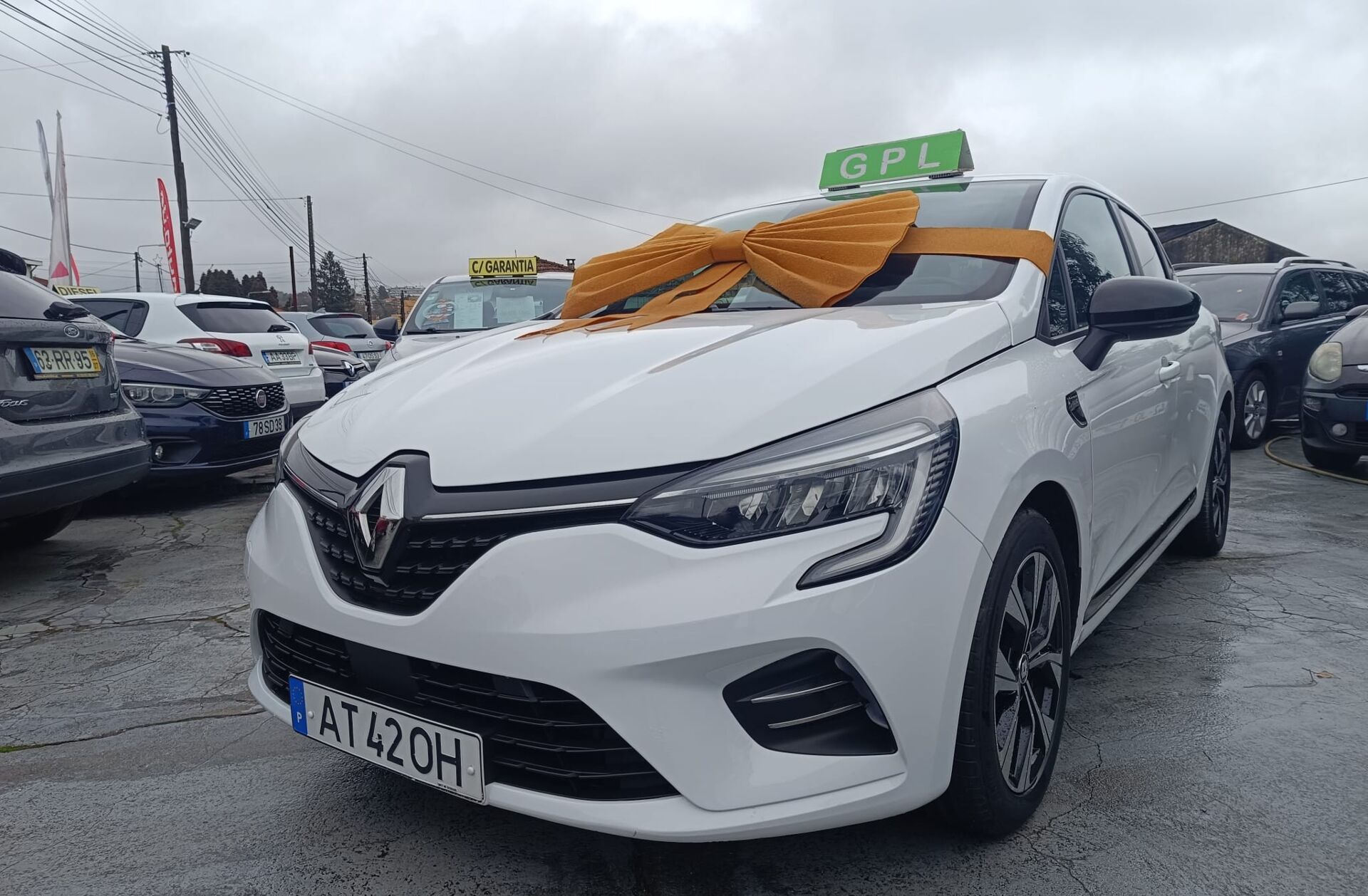 RENAULT Clio 1.0 TCe Limited Bi-Fuel