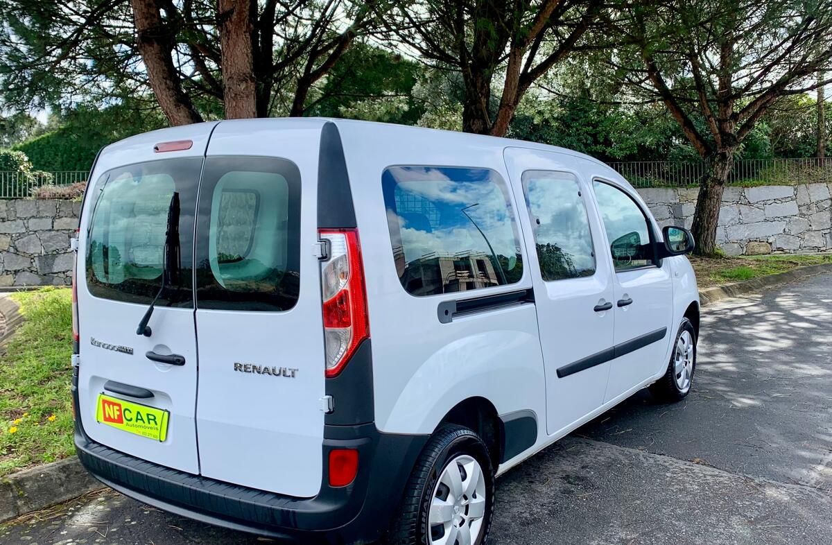 RENAULT Kangoo 1.5 dCi Maxi Business S/S