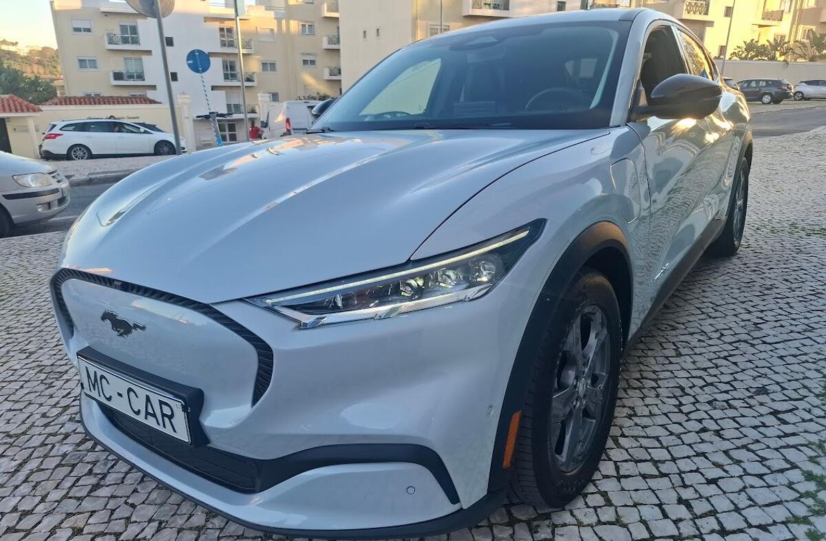 FORD Mustang Mach-E Premium