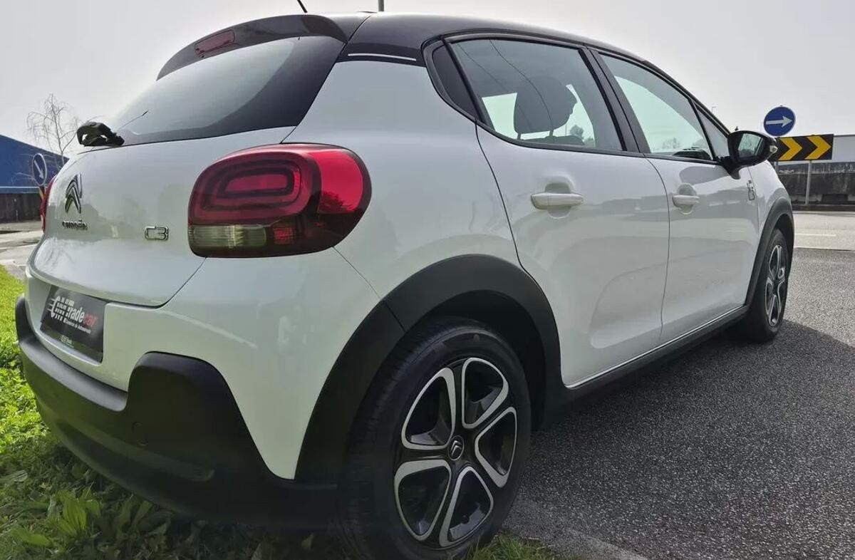 CITROEN C3 1.2 PureTech Shine