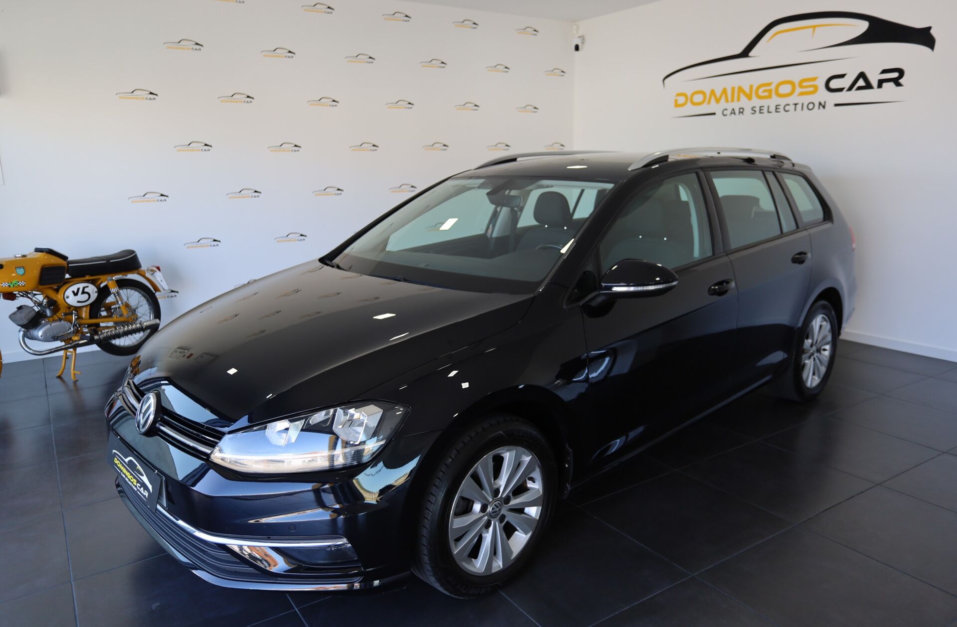 VOLKSWAGEN Golf V.1.6 TDI Highline