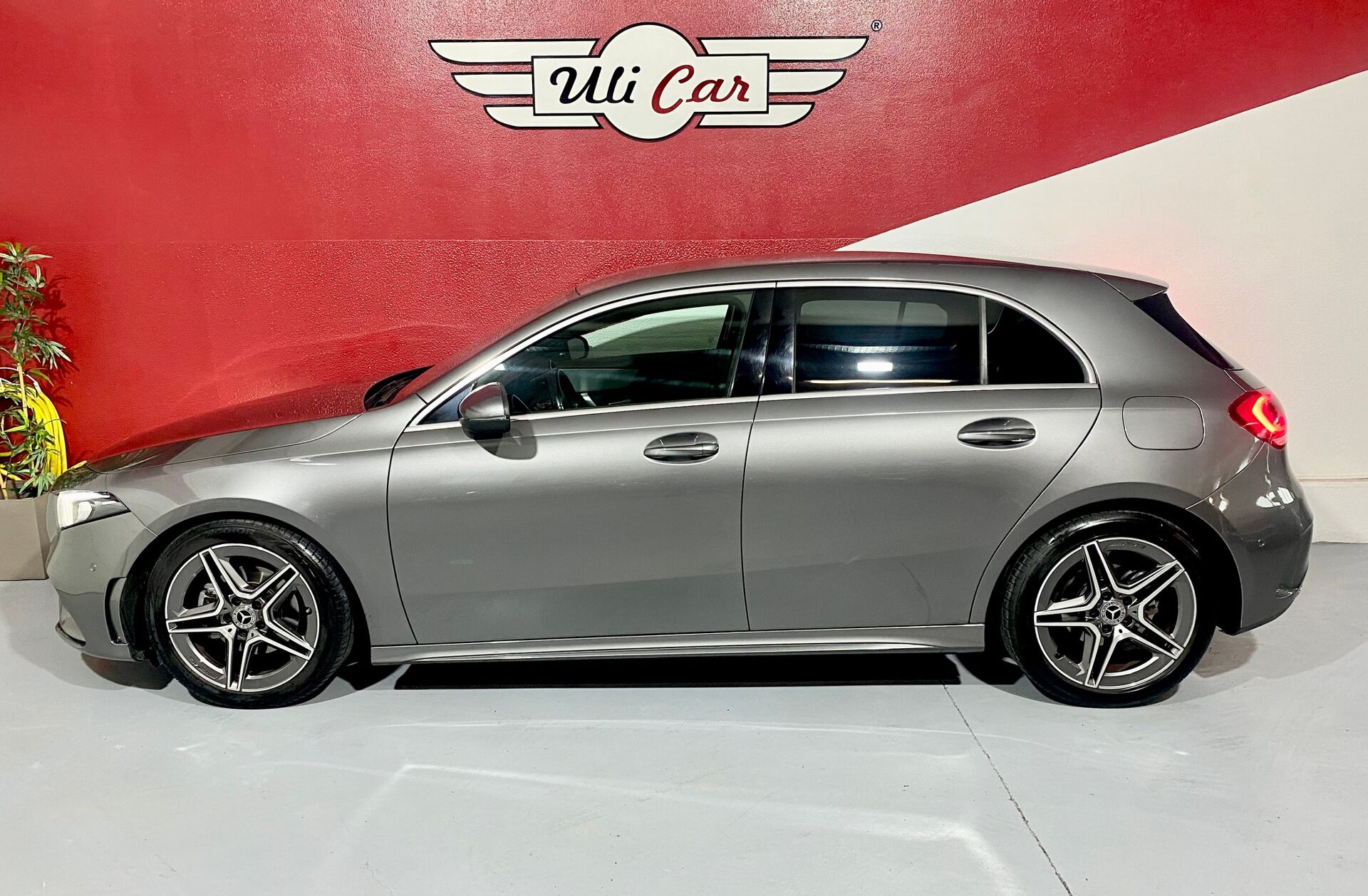 MERCEDES Classe A A 180 d AMG Line