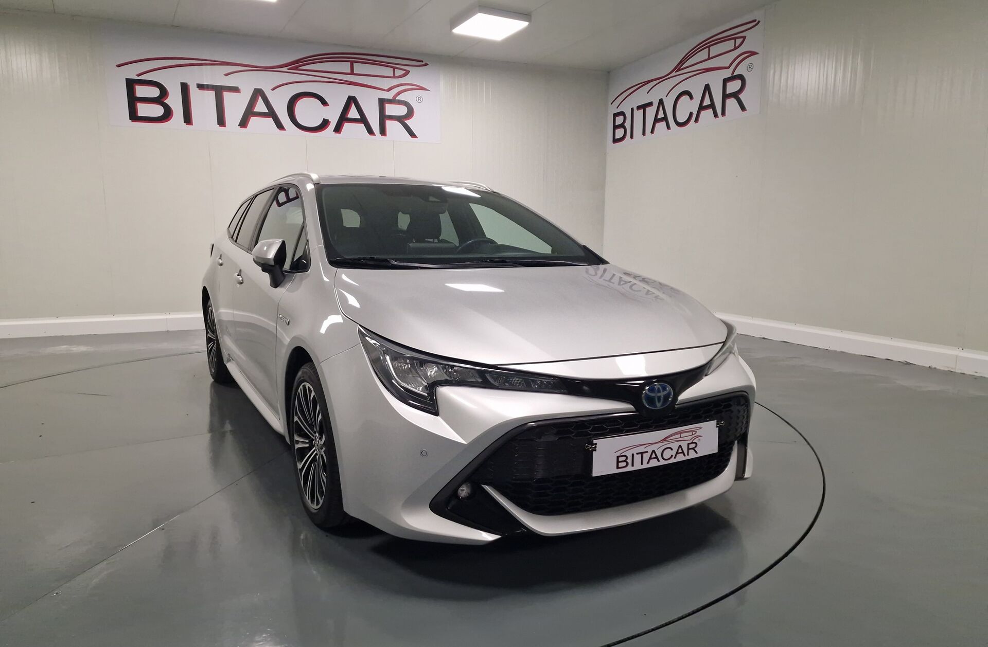 TOYOTA Corolla 1.8 Hybrid Comfort+P.Sport