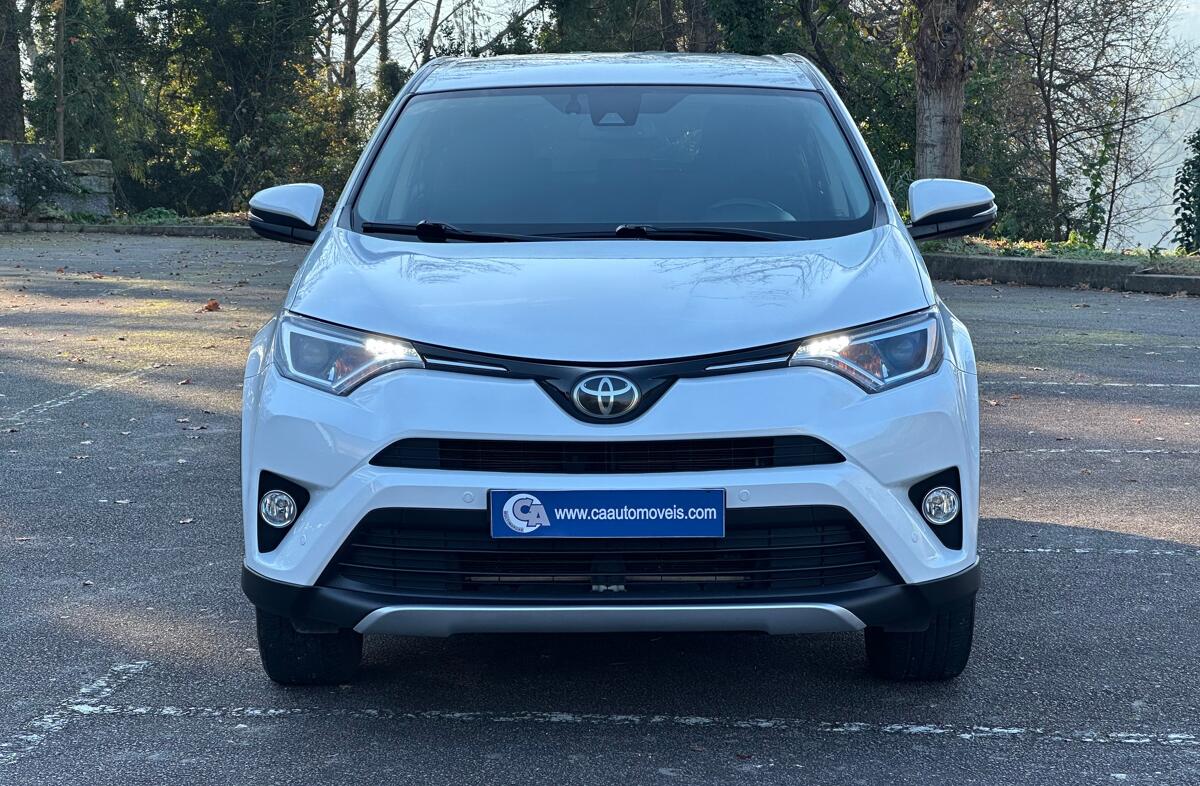 TOYOTA RAV 4 2.0 D-4D Comfort