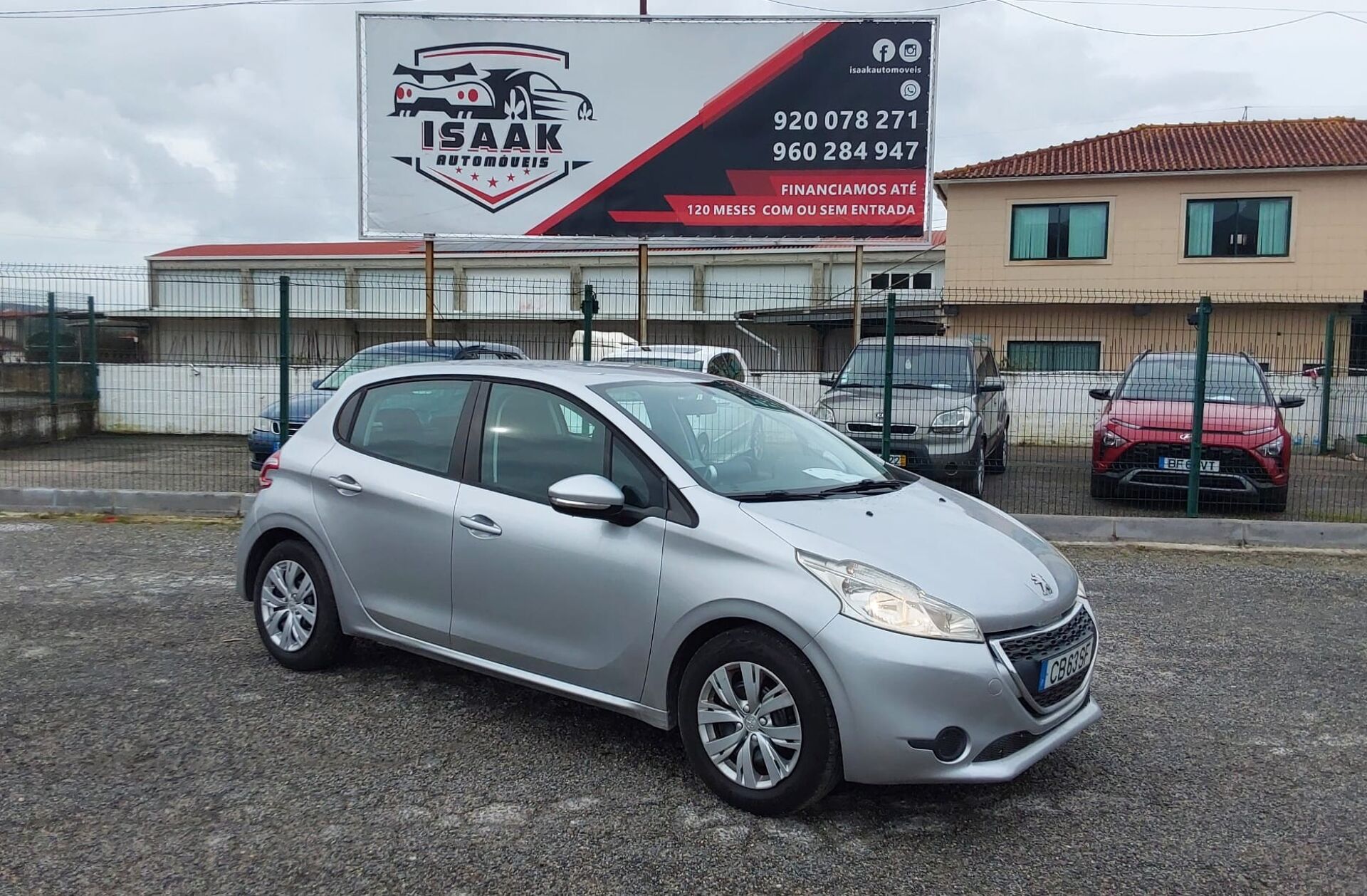 PEUGEOT 208 1.4 HDi Active