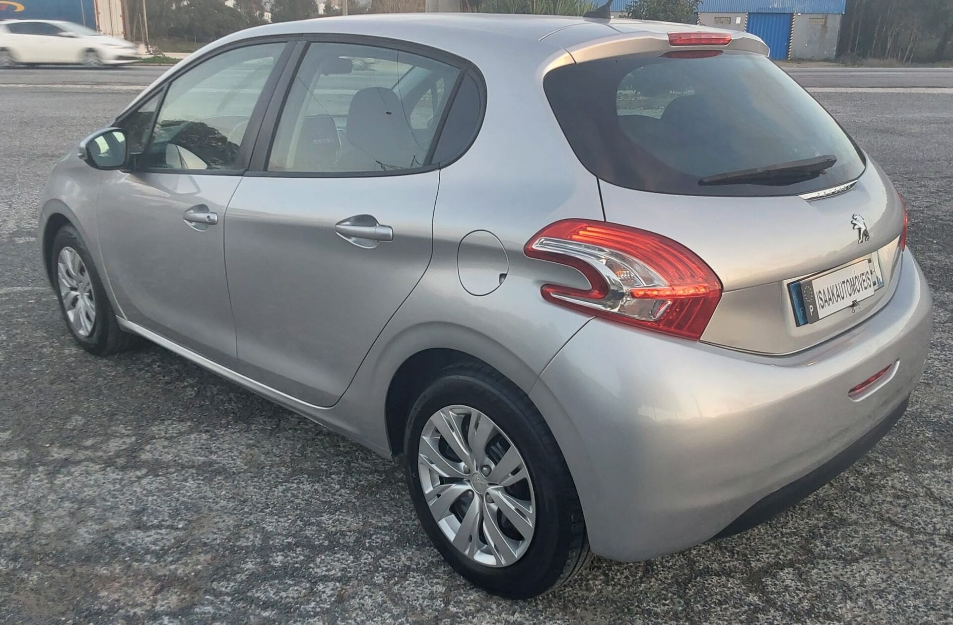 PEUGEOT 208 1.4 HDi Active
