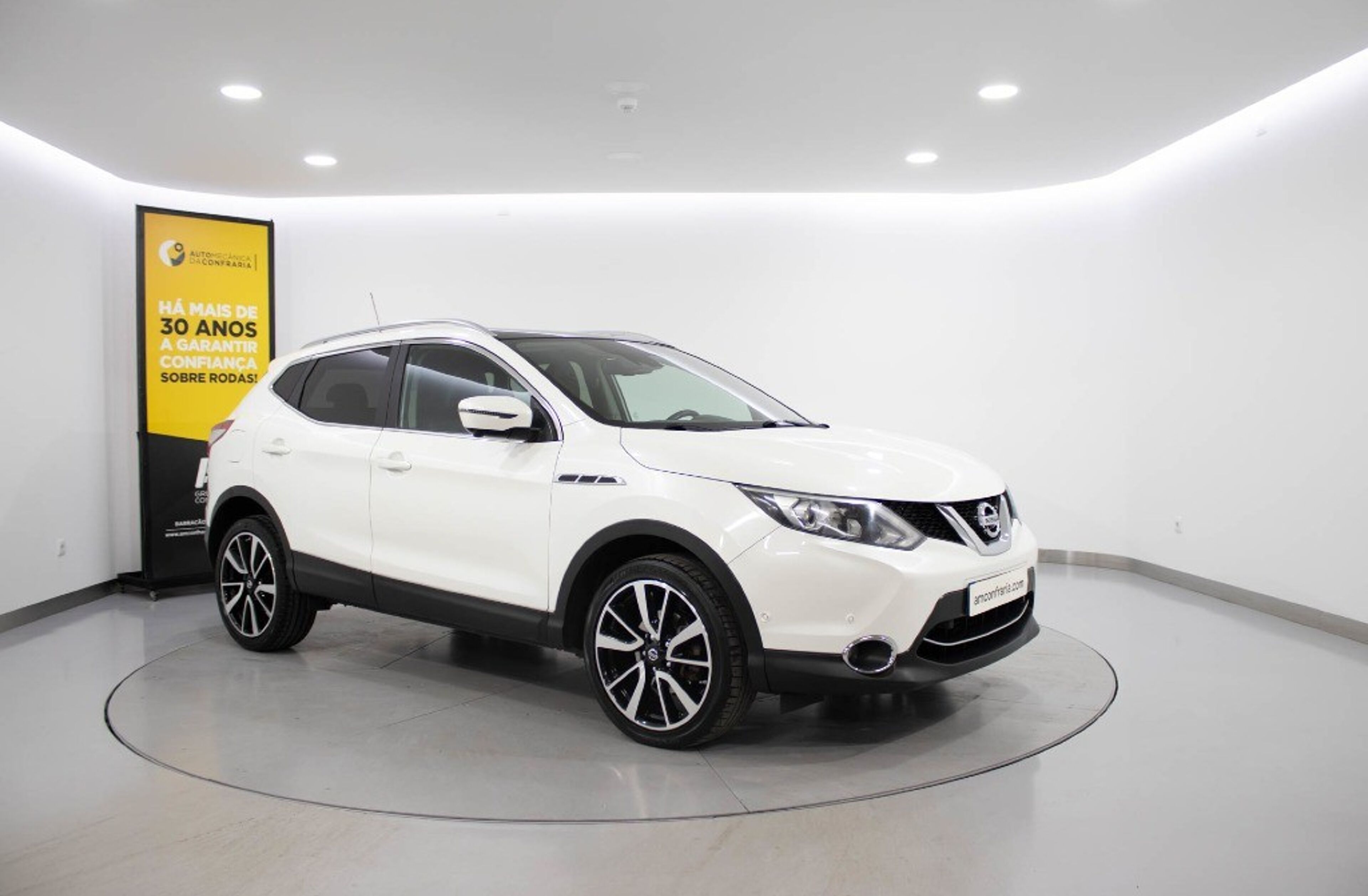 NISSAN Qashqai 1.5 DCI TEKNA PREMIUM