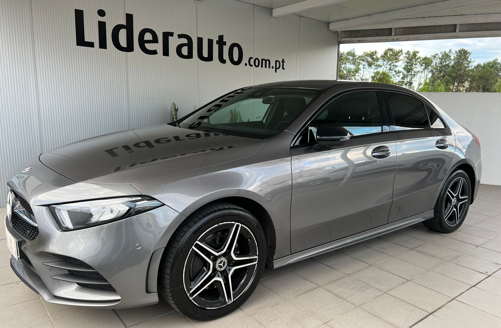 MERCEDES Classe A A 250 e AMG Line