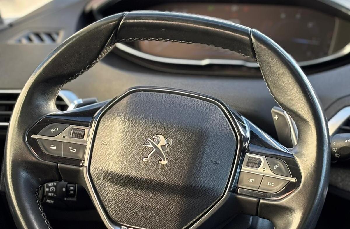 PEUGEOT 3008 1.6 BlueHDi Allure EAT6