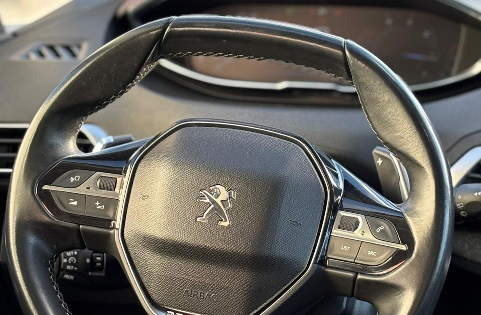 PEUGEOT 3008 1.6 BlueHDi Allure EAT6