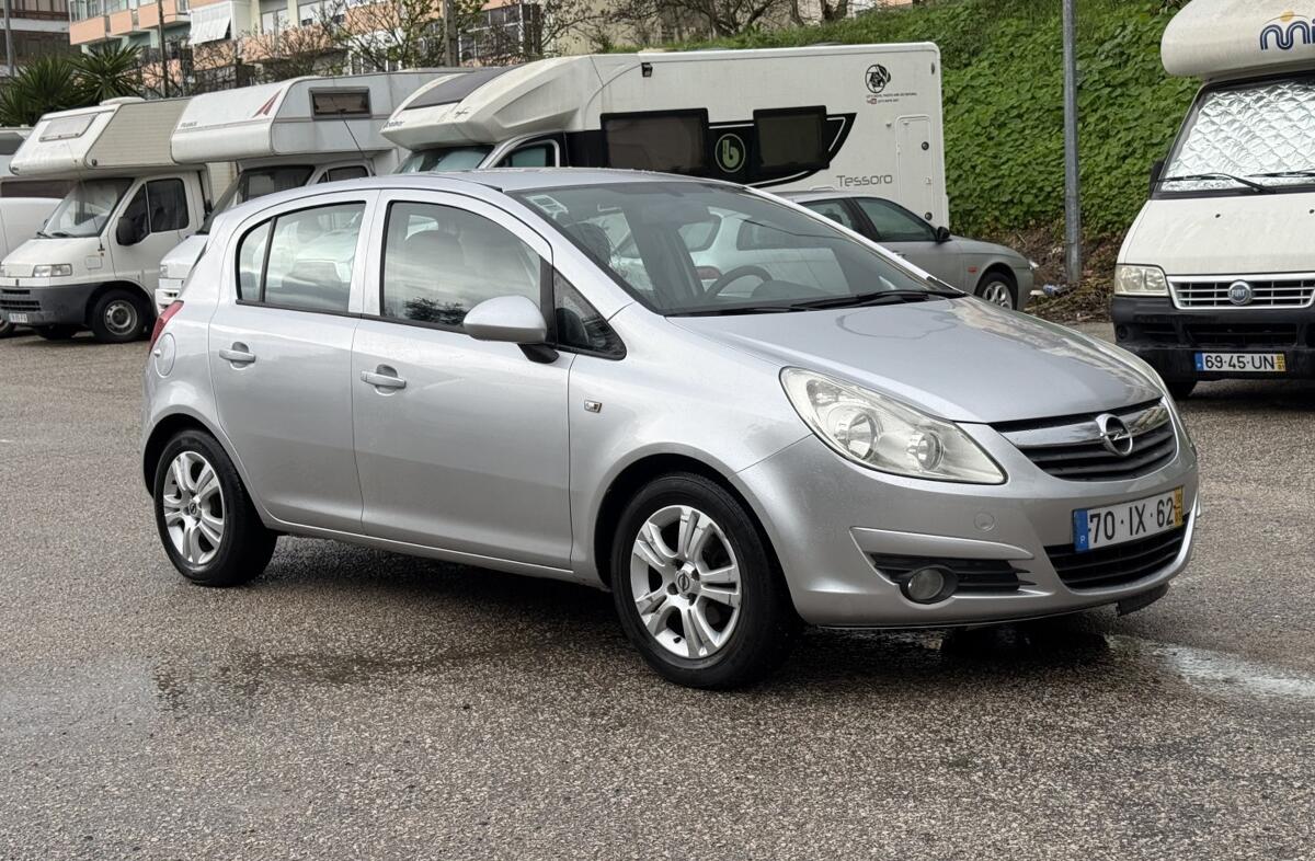 OPEL Corsa D Corsa 1.2 Enjoy