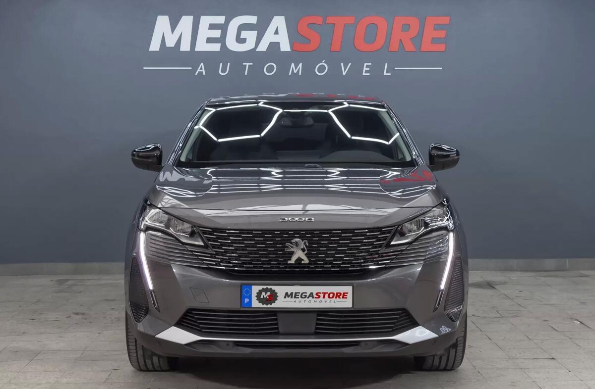 PEUGEOT 3008 1.2 PureTech Allure