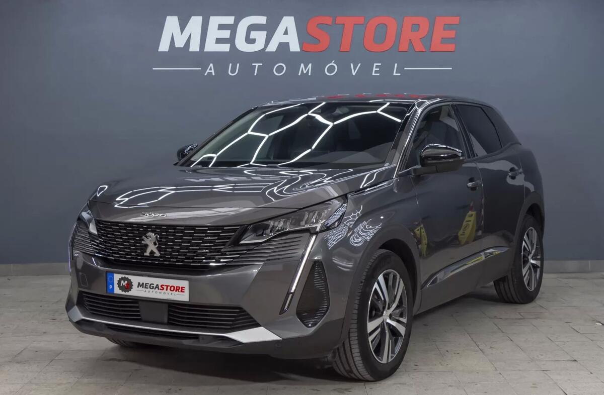 PEUGEOT 3008 1.2 PureTech Allure