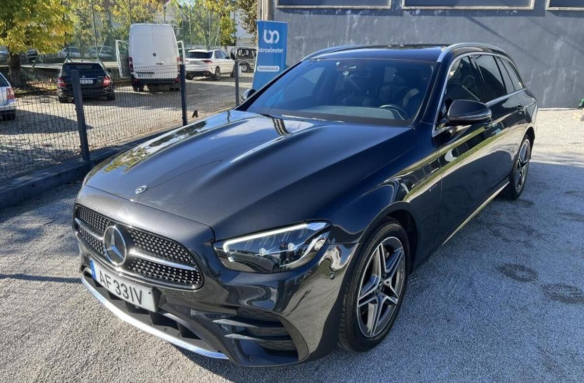 MERCEDES Classe E E 300 de AMG Line