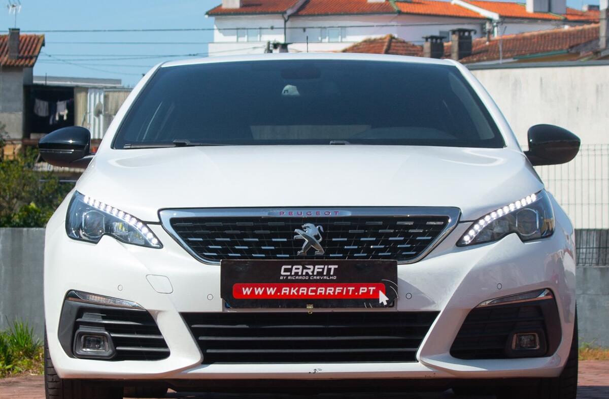 PEUGEOT 308 1.2 PureTech GT Line