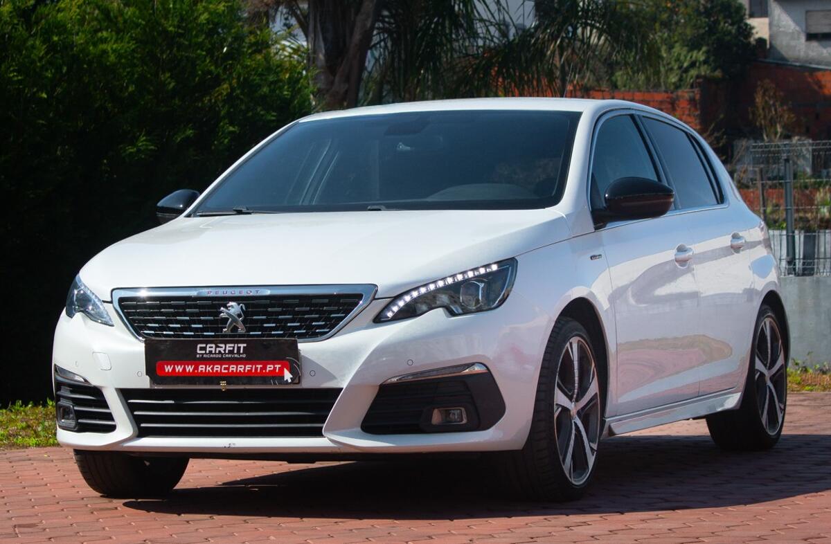 PEUGEOT 308 1.2 PureTech GT Line