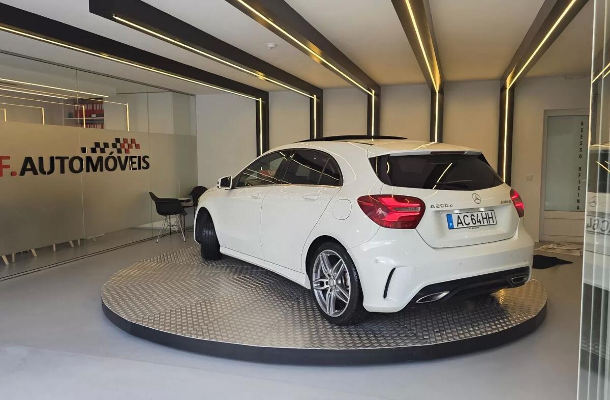 MERCEDES Classe A A 200 d AMG Line