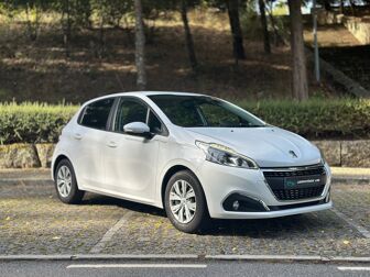 PEUGEOT 208 1.2 PureTech Signature