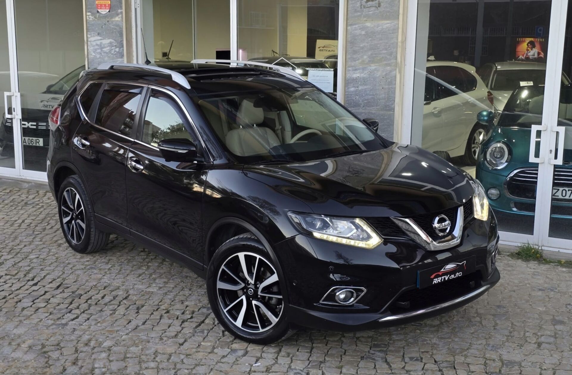 NISSAN X-Trail 1.6 dCi Tekna Xtronic