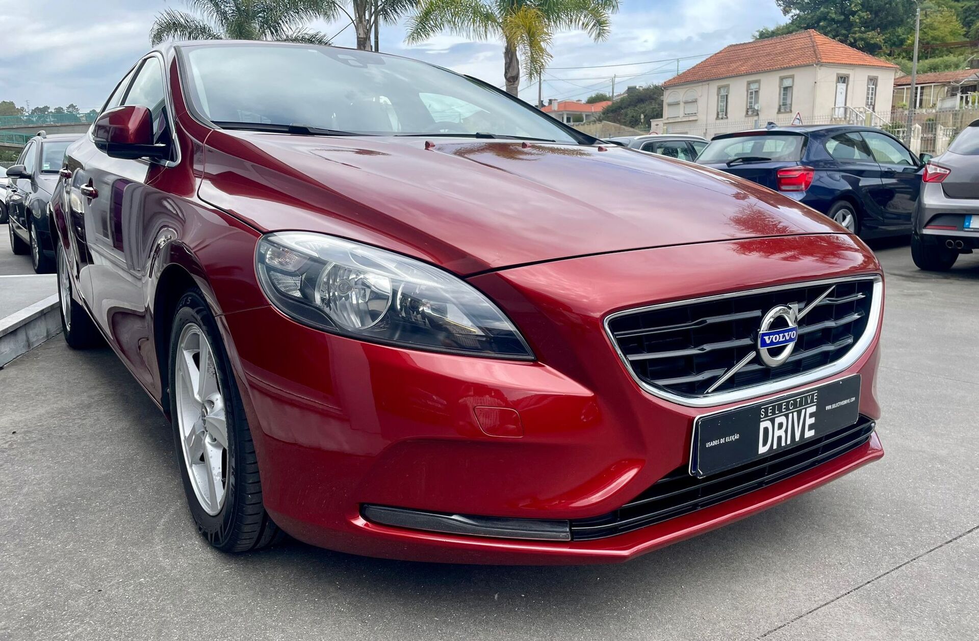 VOLVO V40 1.6 D2 Momentum