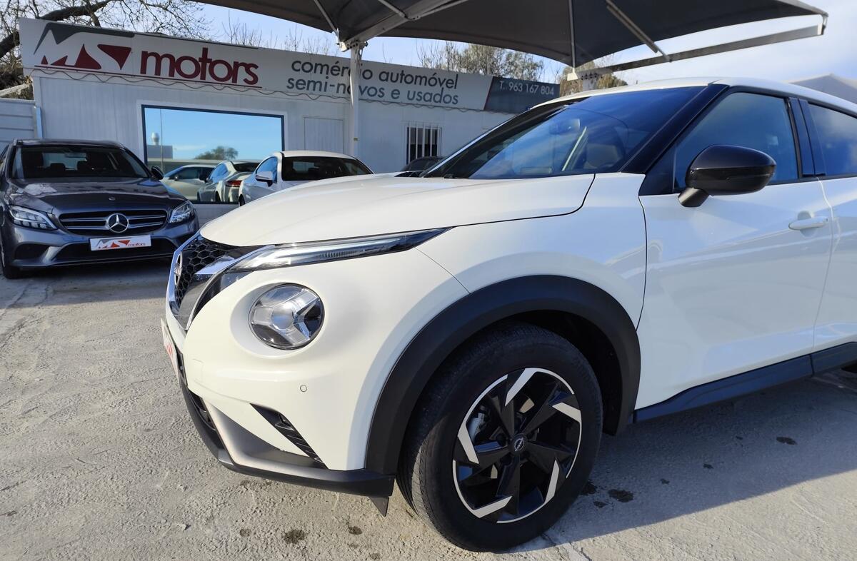NISSAN Juke 1.0 DIG-T N-Connecta