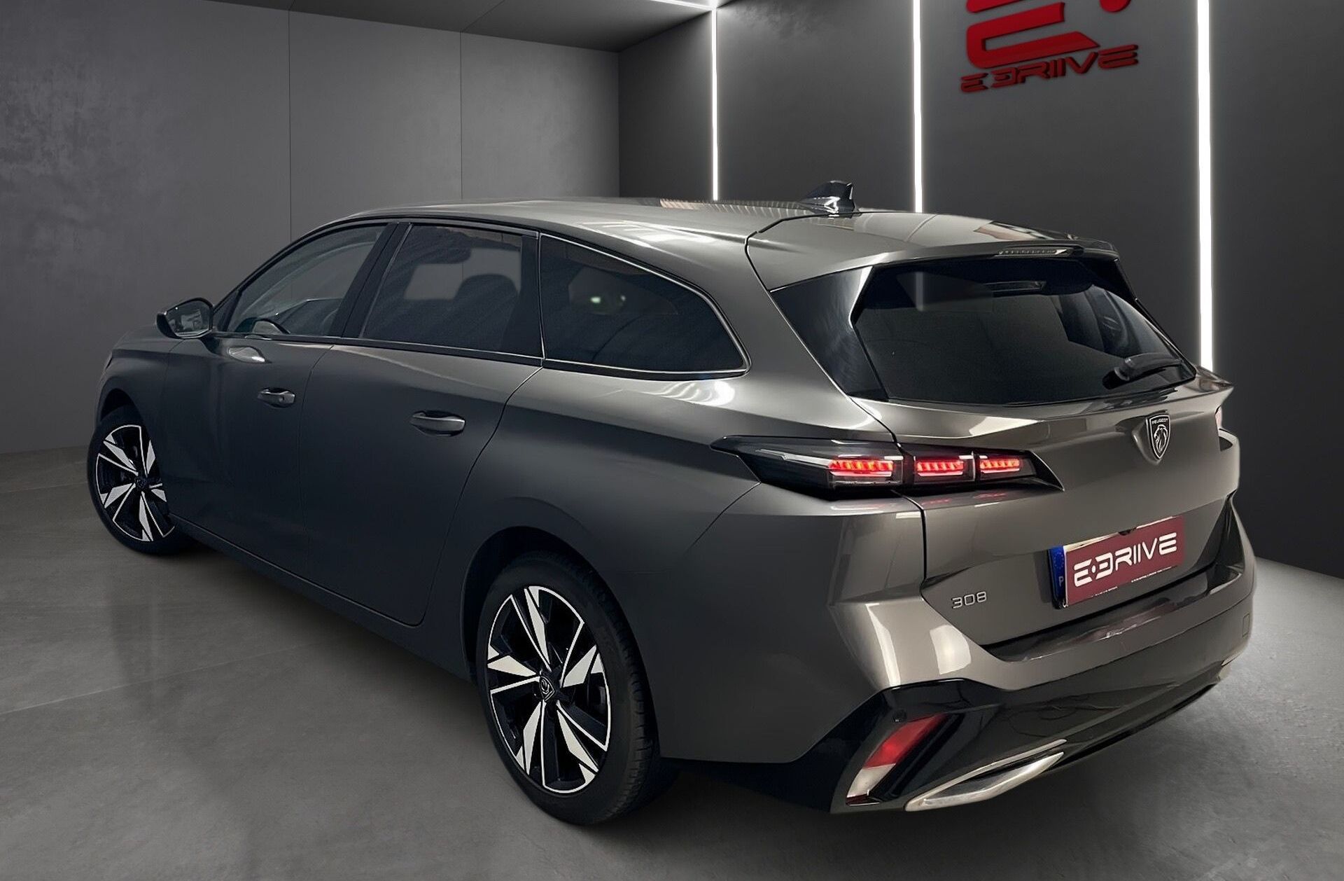 PEUGEOT 308 SW 1.5 BlueHDi Allure EAT8