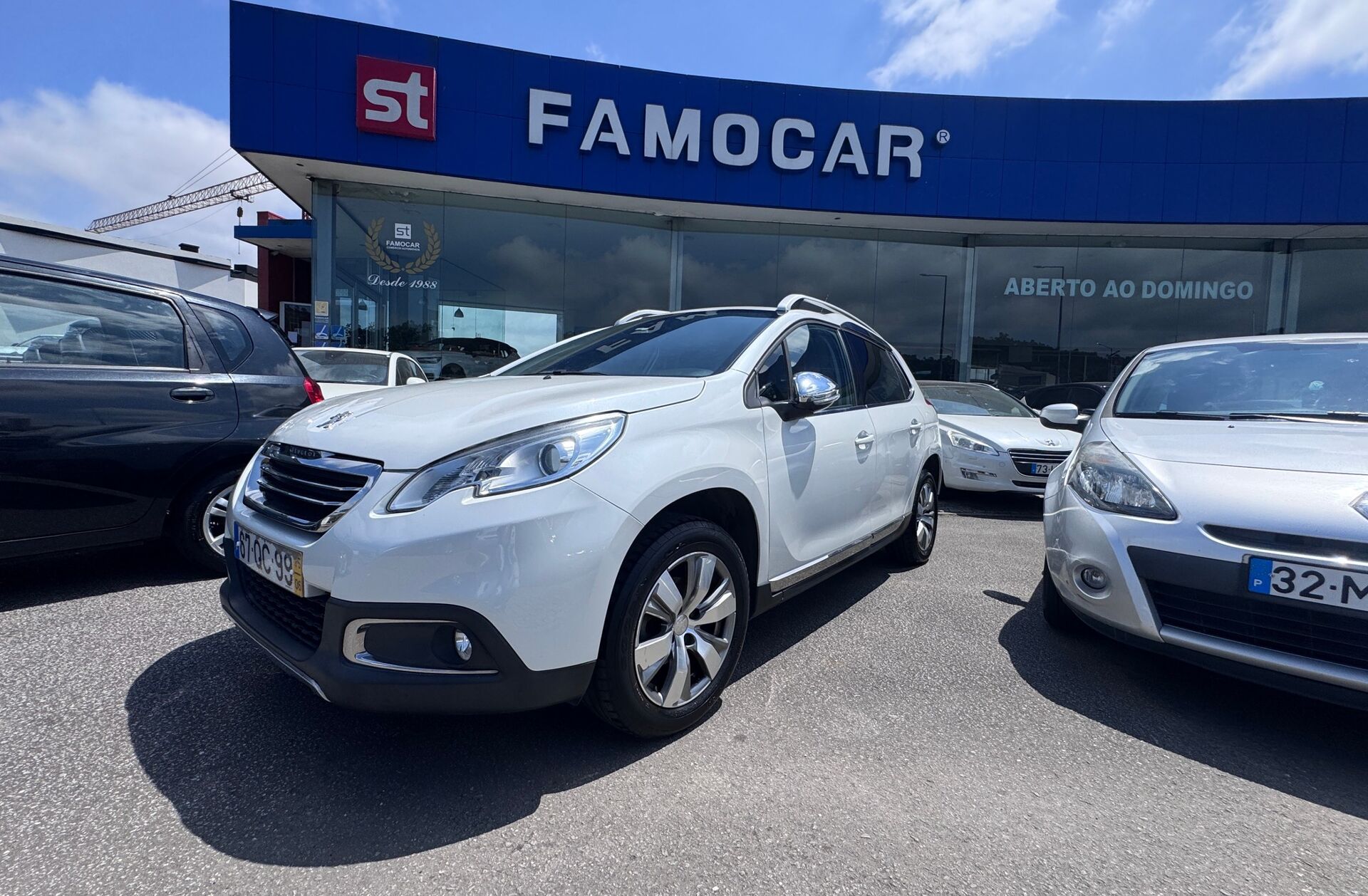 PEUGEOT 2008 1.2 PureTech Allure
