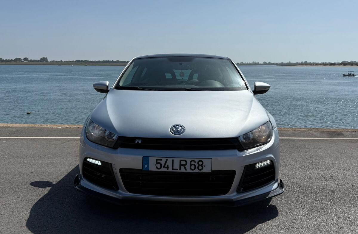 VOLKSWAGEN Scirocco 2.0 TDi R-Line