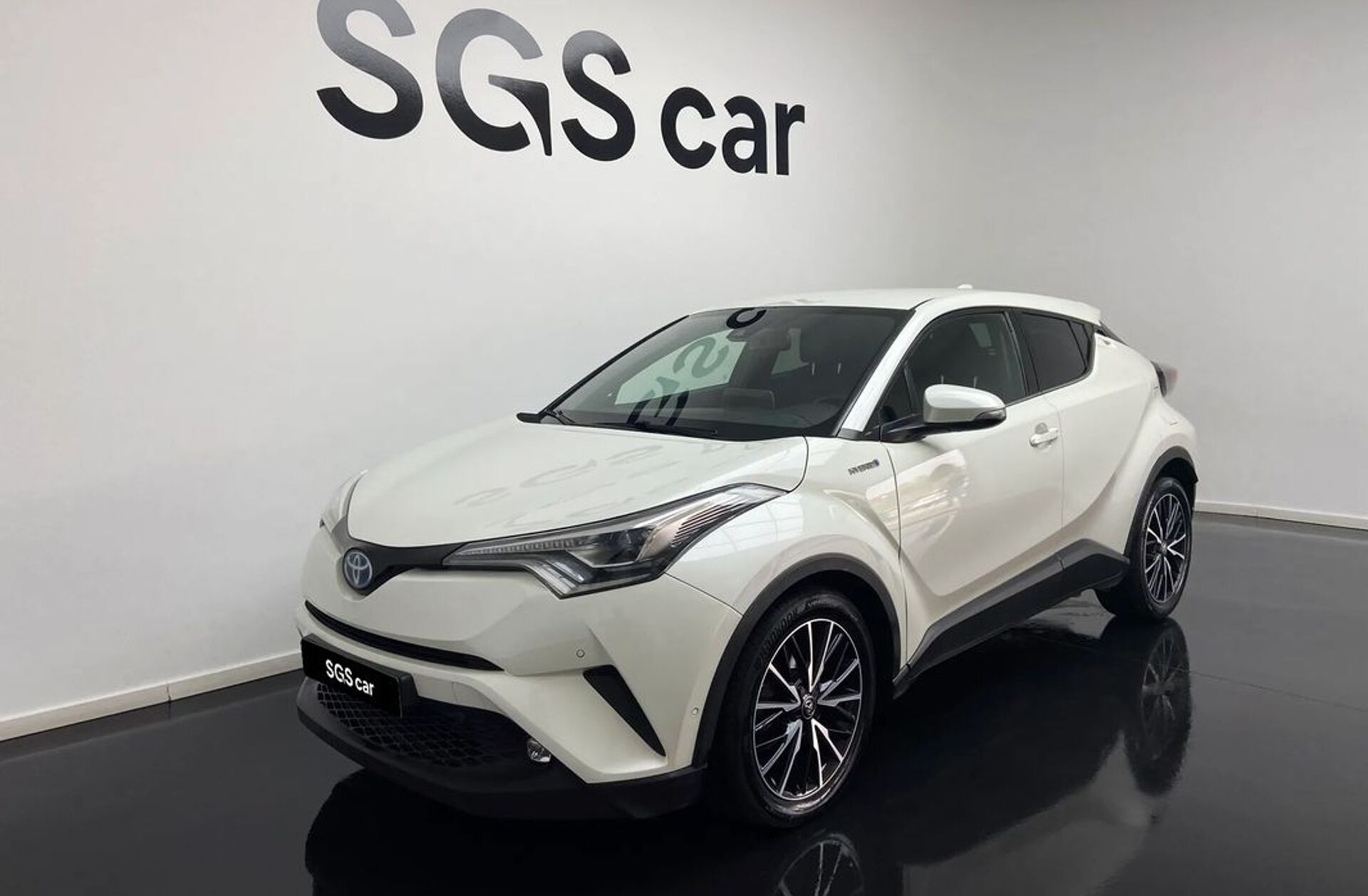 TOYOTA C-HR 1.8 HSD Exclusive+P.Luxury