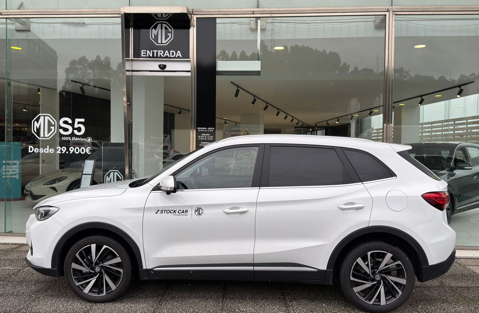 MG ZS 72.6 kWh Luxury