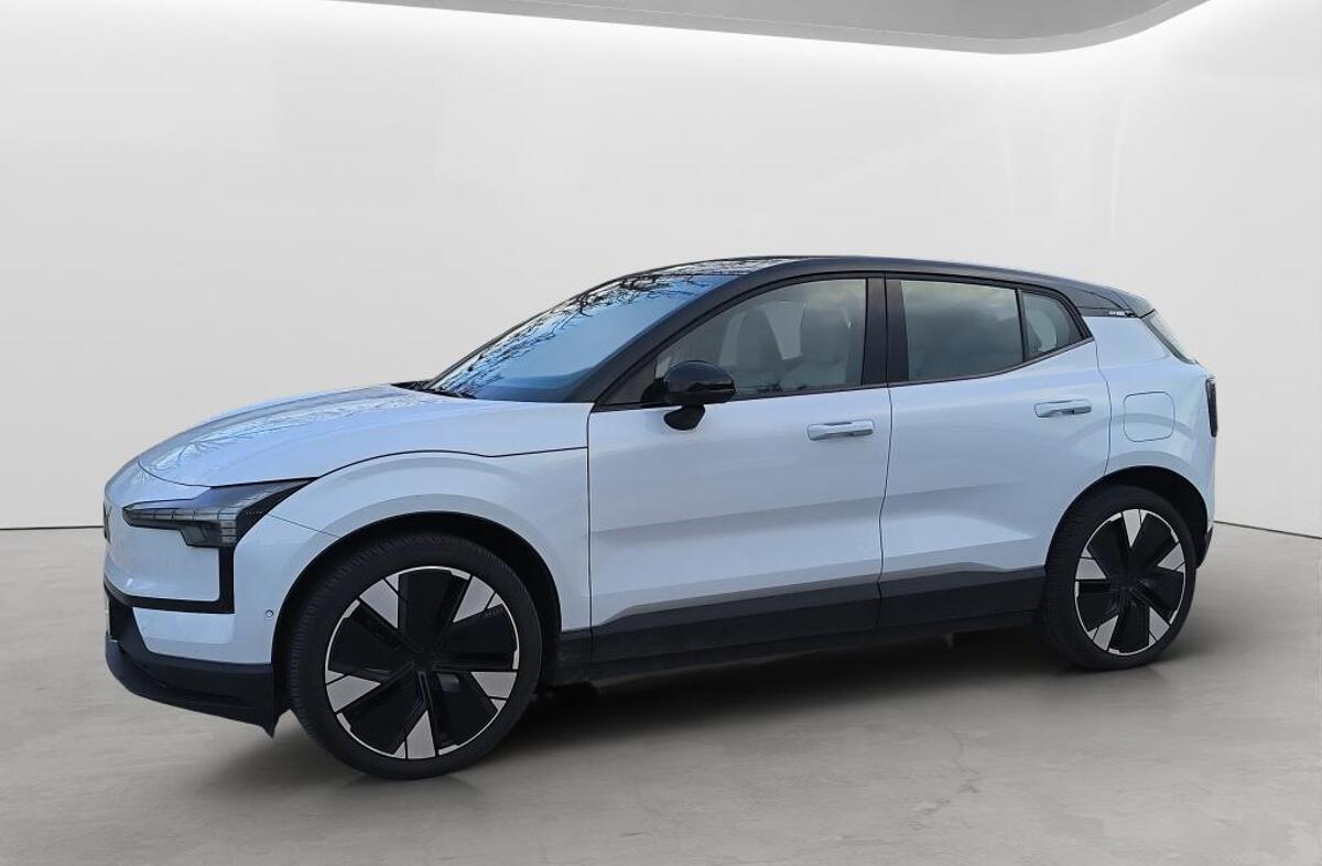 VOLVO C40 Recharge Twin Plus