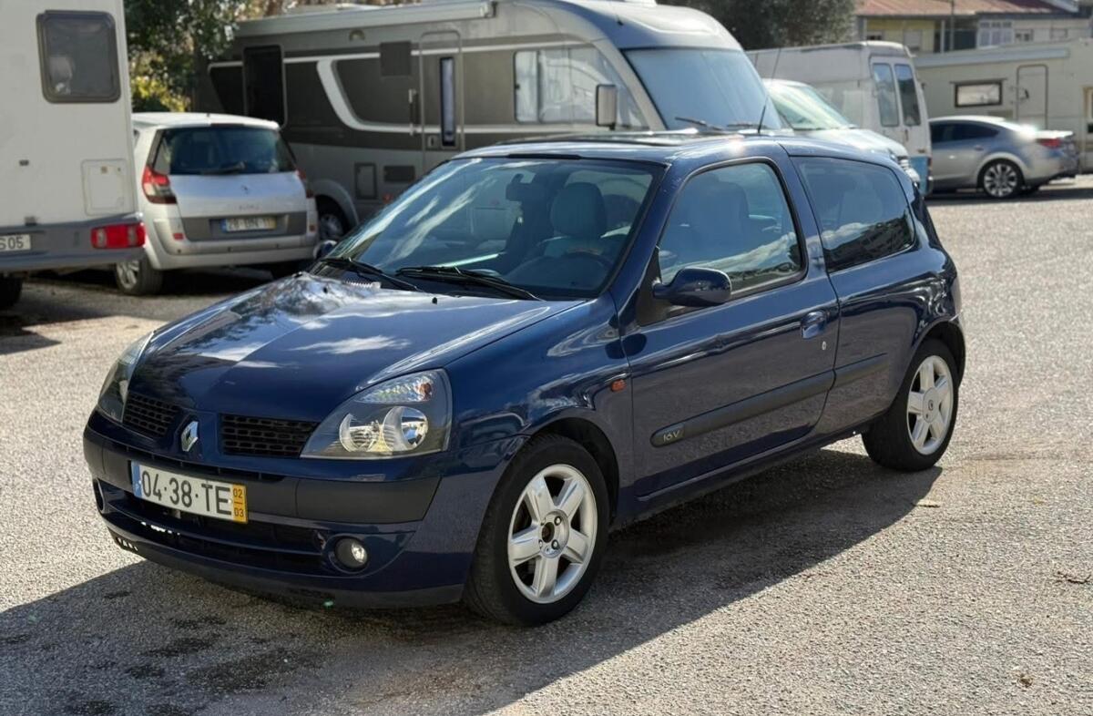 RENAULT Clio 1.2 16V Extreme