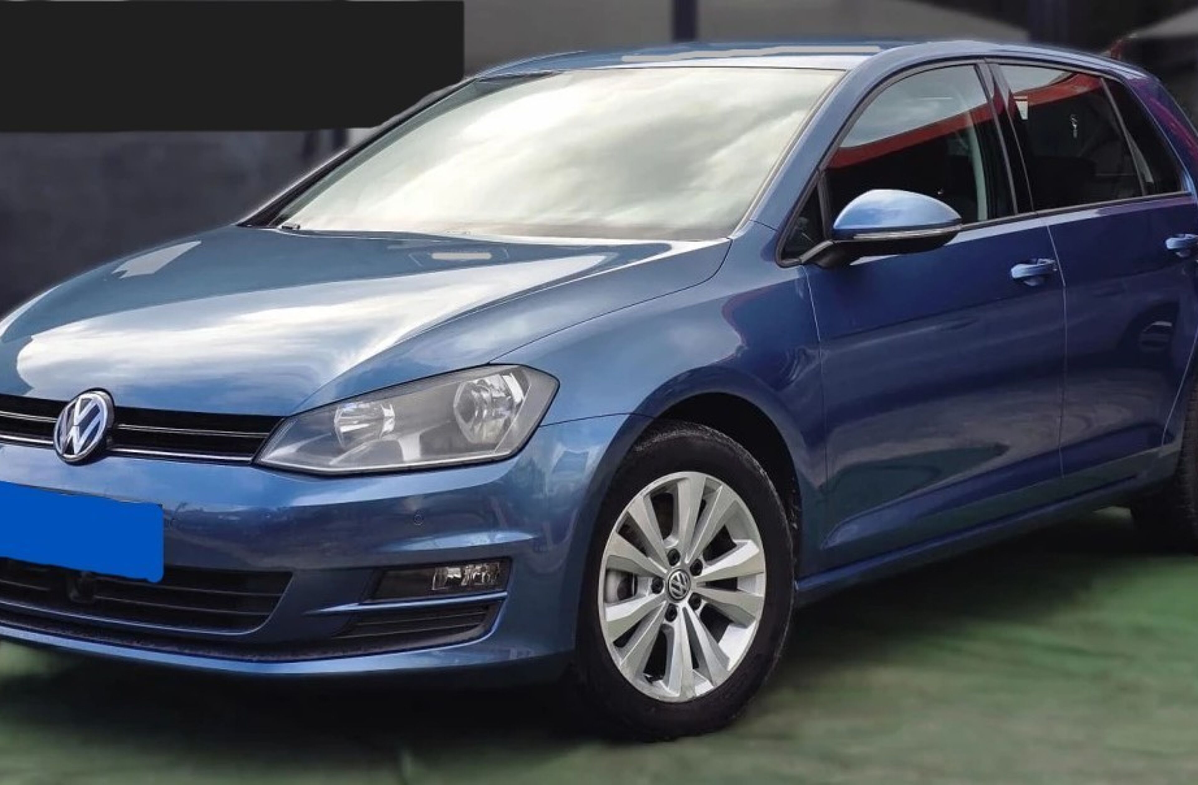 VOLKSWAGEN Golf 1.6 TDi Confortline