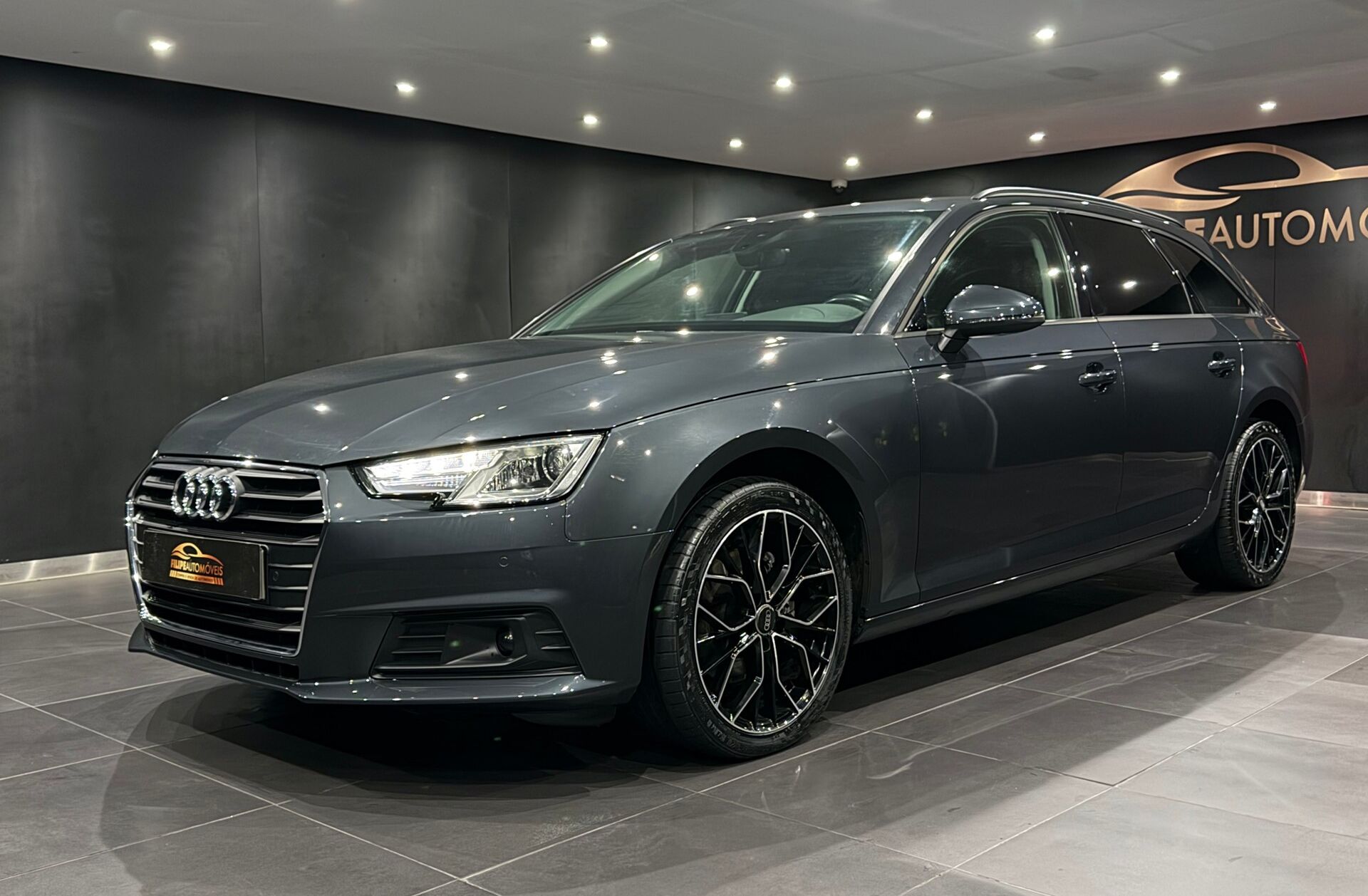 AUDI A4 2.0 TDI Sport S tronic