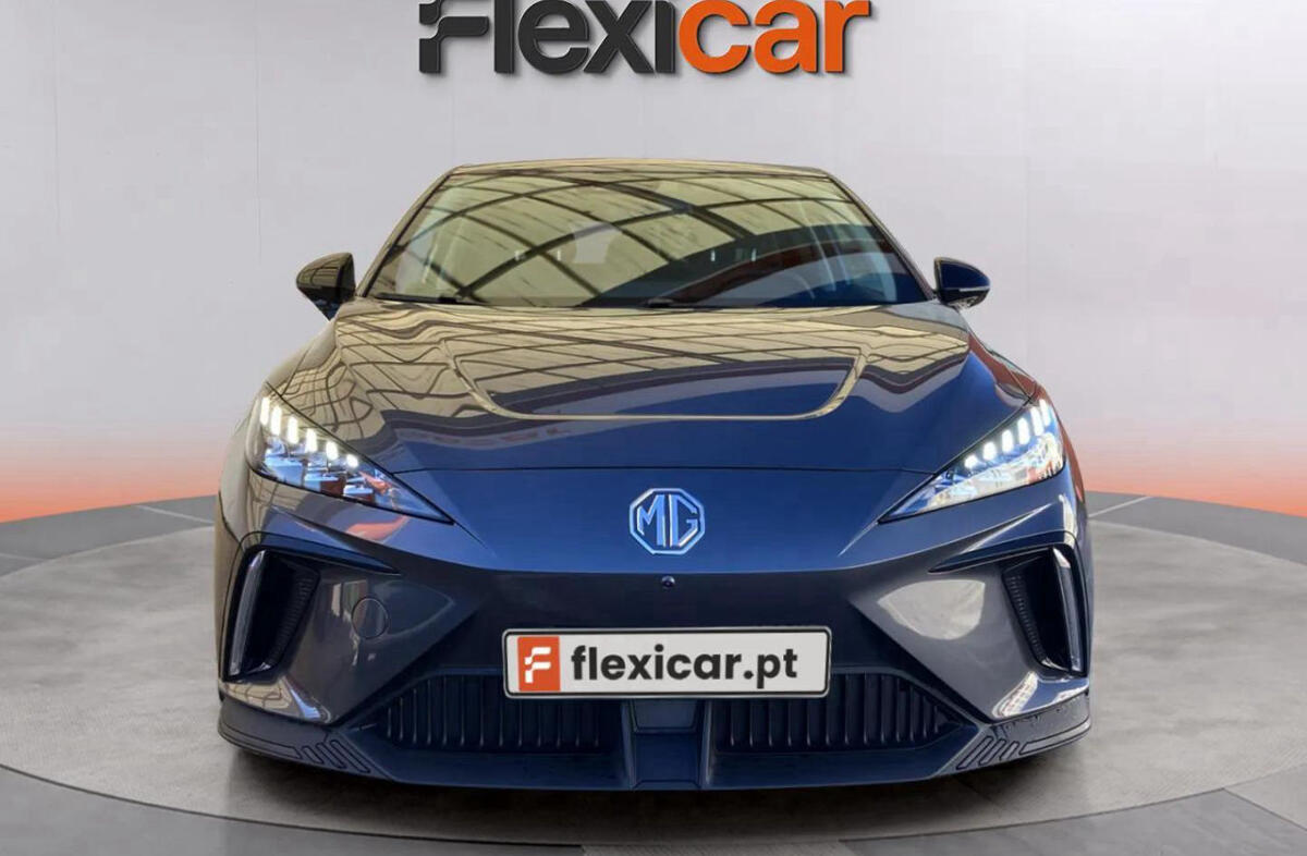 MG MG4 64 kWh Luxury