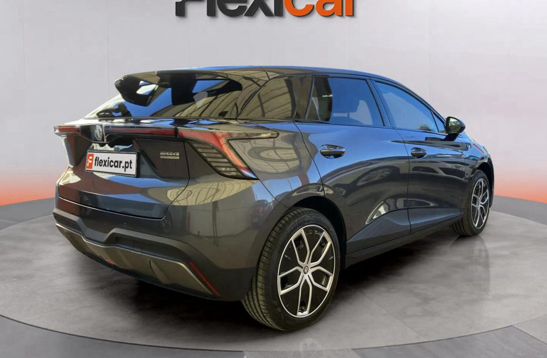 MG MG4 64 kWh Luxury