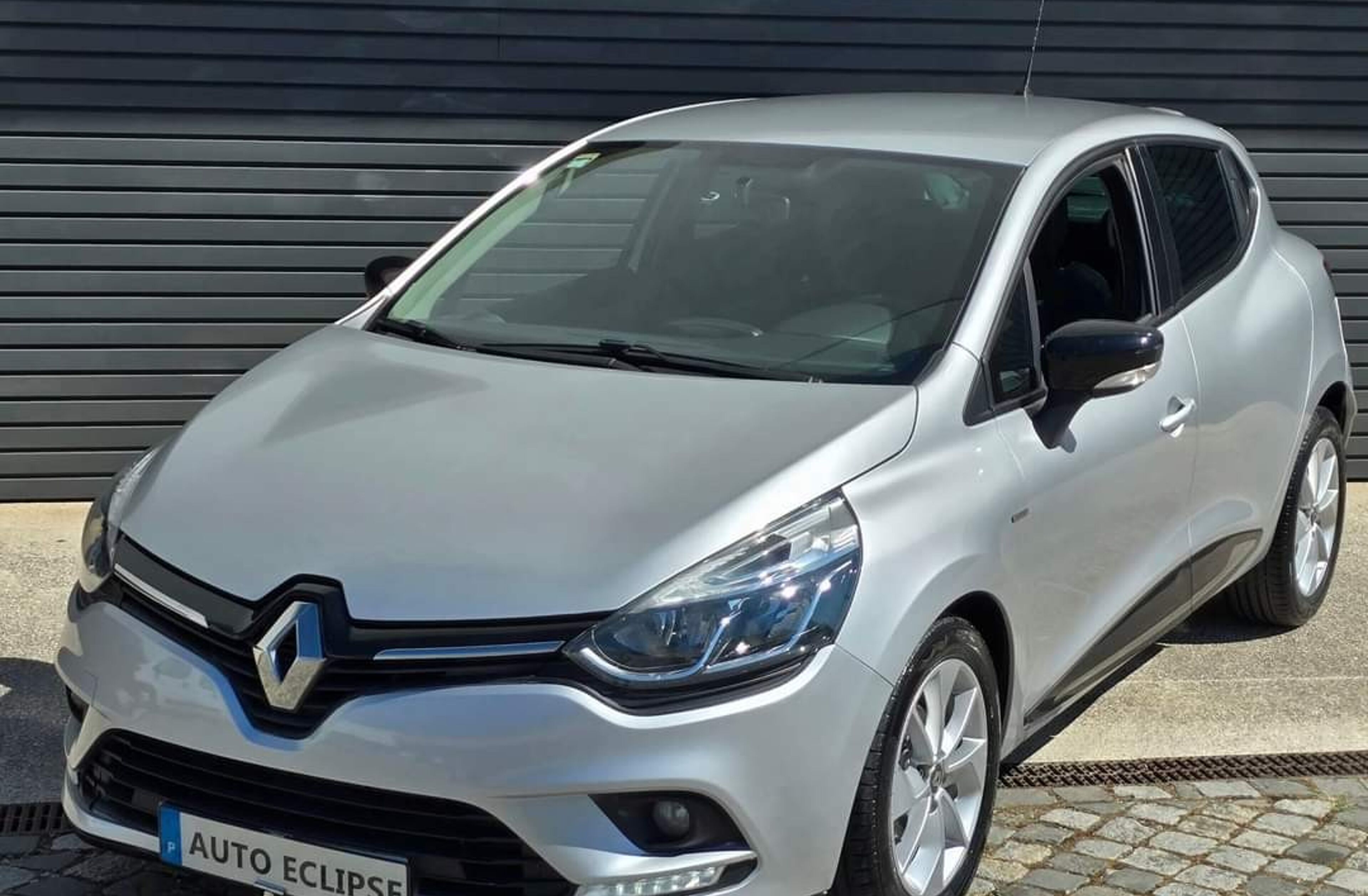 RENAULT Clio 1.5 dCi Limited